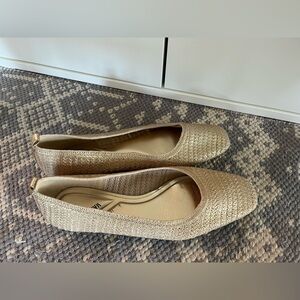 NWOT Zara Ballet flats Sz 41